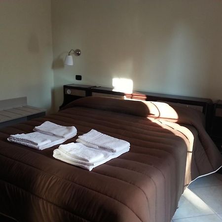Il Girasole Formia Guesthouse Rooms Luaran gambar